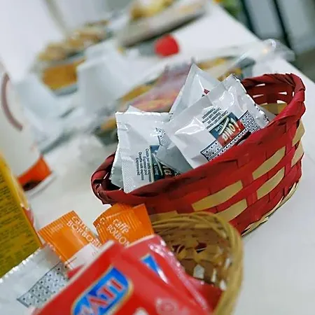 Rest And Go 4* باليرمو