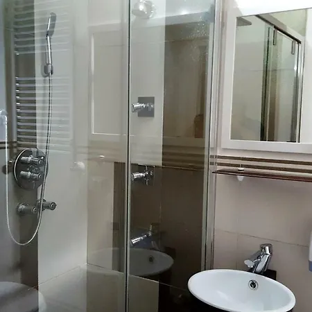 Rest And Go Bed & Breakfast 4*